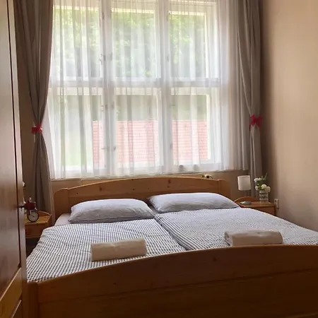 Penzion Obecna Skola Svatý Jan pod Skalou