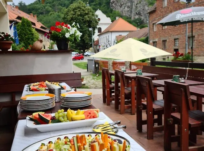 Hotel Obecna Skola